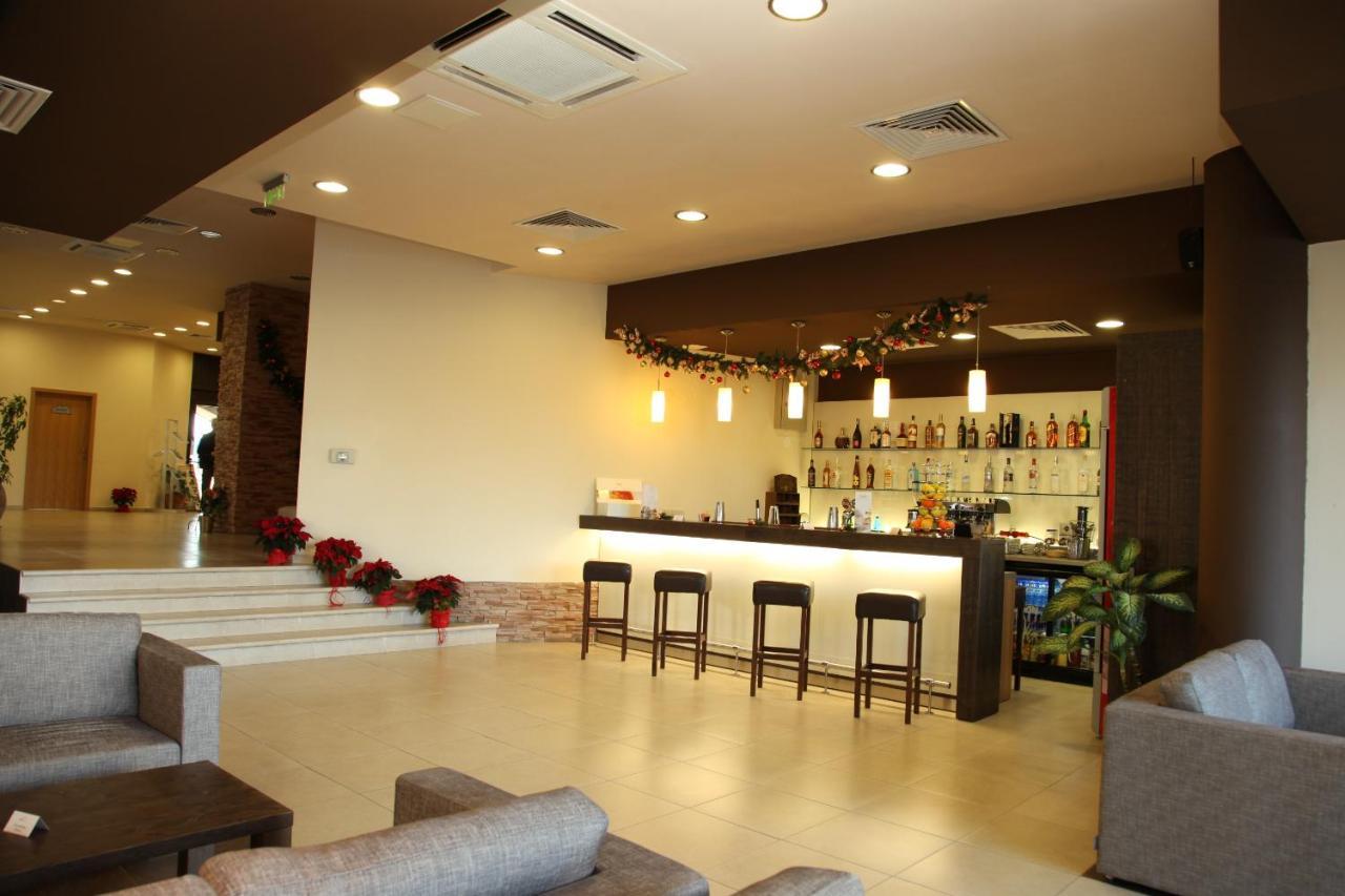 Aspen Golf Resort K004 Ski & Spa Relax Apartment Razlog Exteriör bild